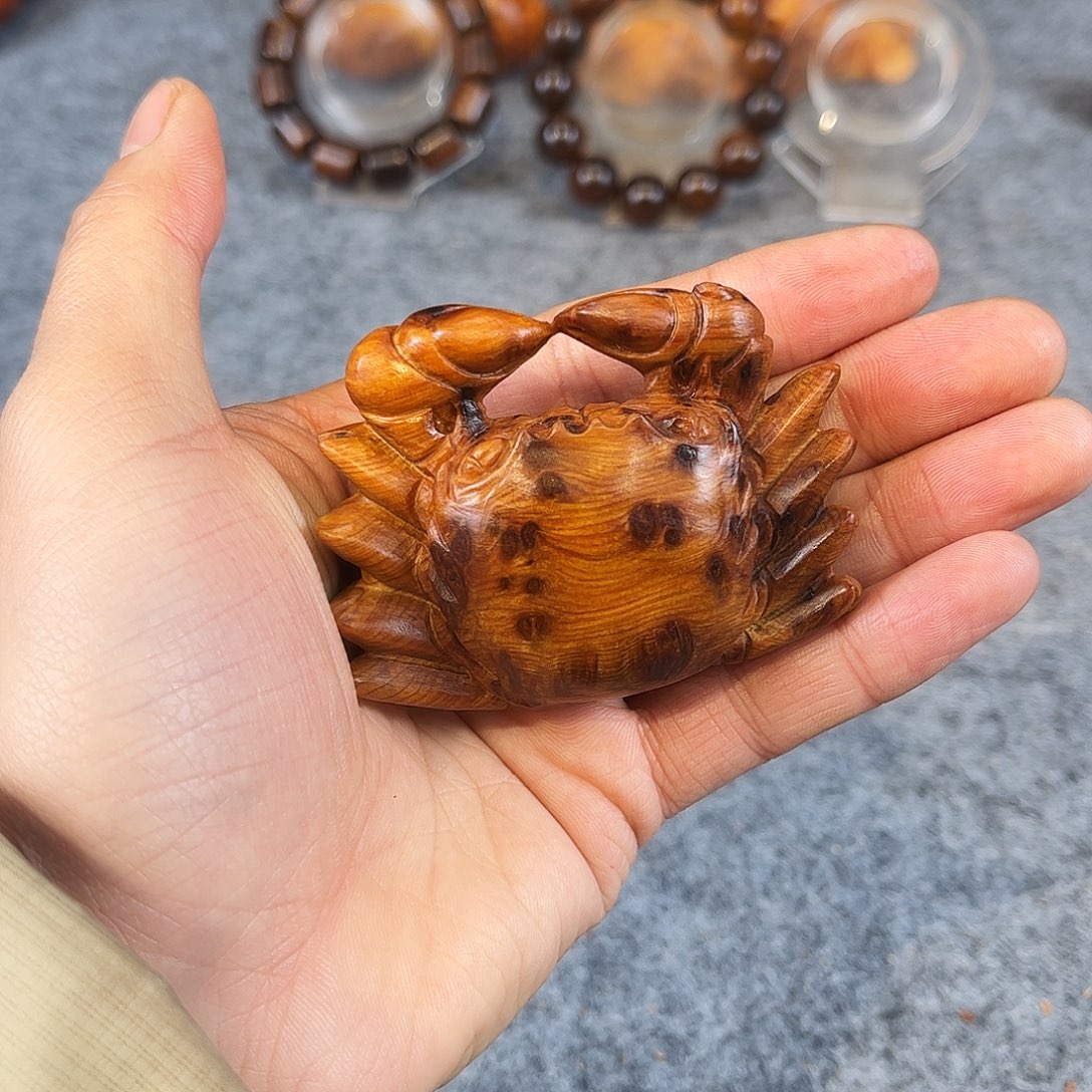 柏木（崖柏）金刚瘤把件