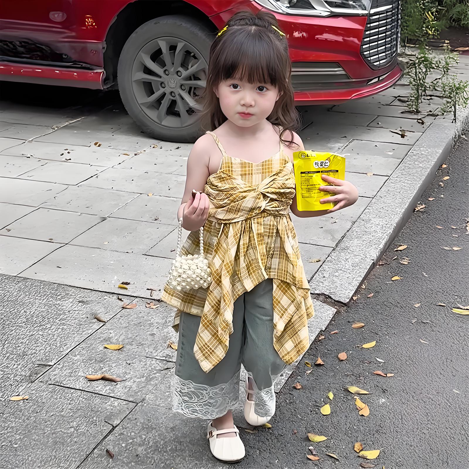 独特洋气时髦女童装夏季2025新款儿童休闲吊带夏装小女孩洋气穿搭