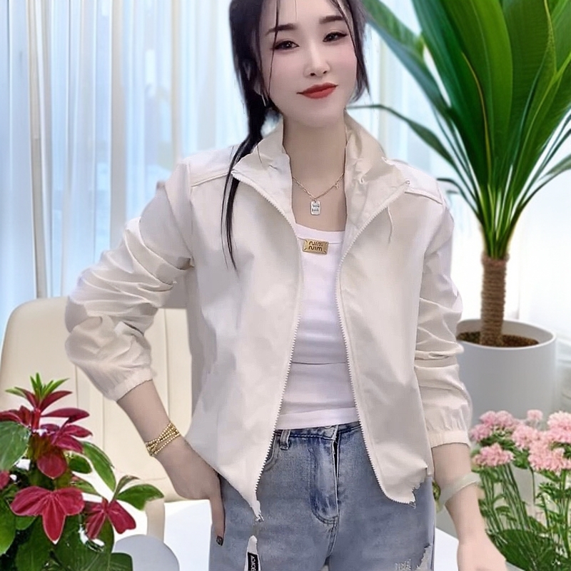 女拉链立领春秋常规袖保暖短外套春季韩版连帽显瘦百搭春秋