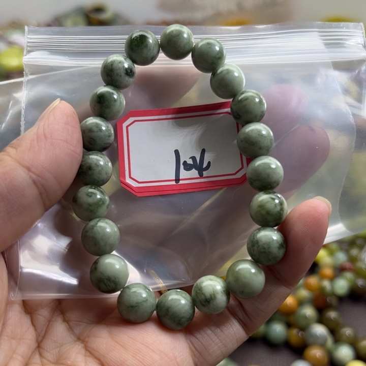 蛇纹石玉未镶嵌手链