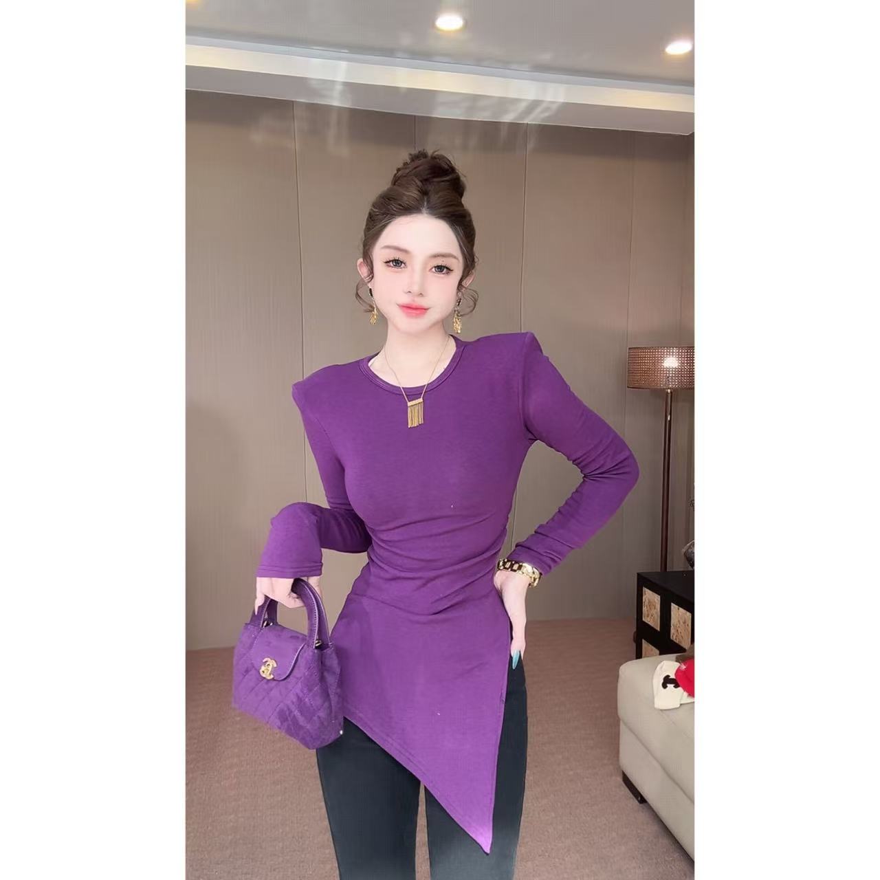 DACPAN-“剪刀小蛮腰”加绒斜边褶皱上衣  垫肩可拆 2025/盼·YP471