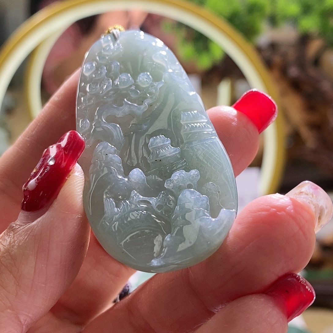 【闪购商品】翡翠颈饰未镶嵌山水