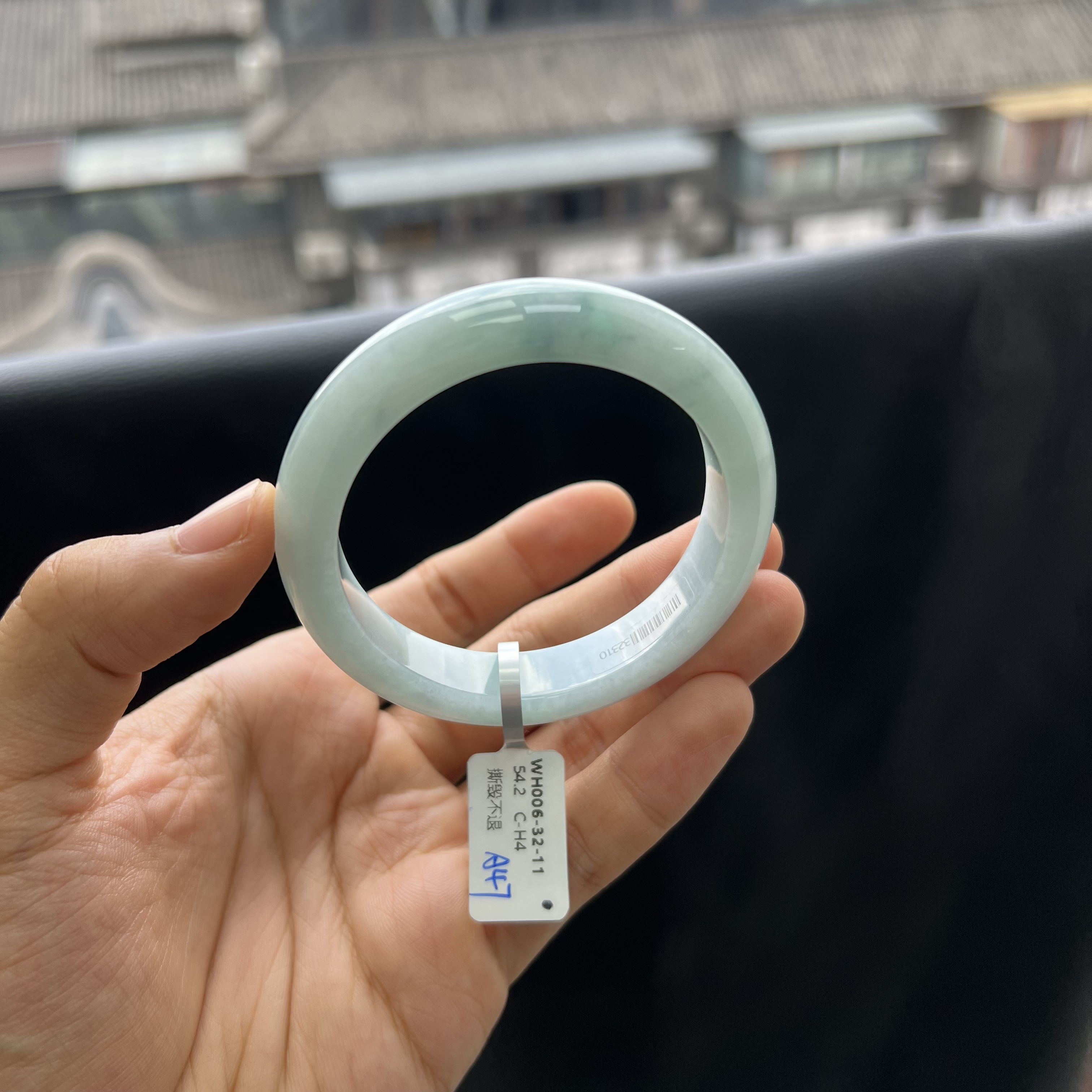 蓝底飘花翡翠手镯54-55正圈A47