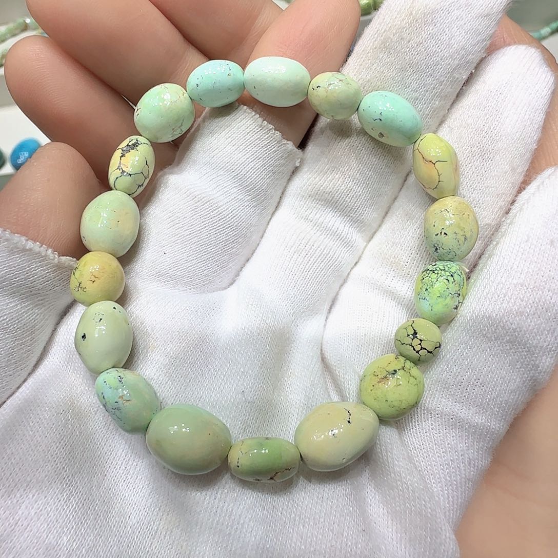 绿松石未镶嵌原矿绿松石