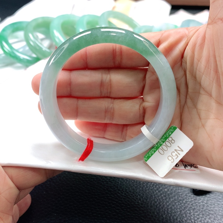 翡翠手镯未镶嵌5555565656