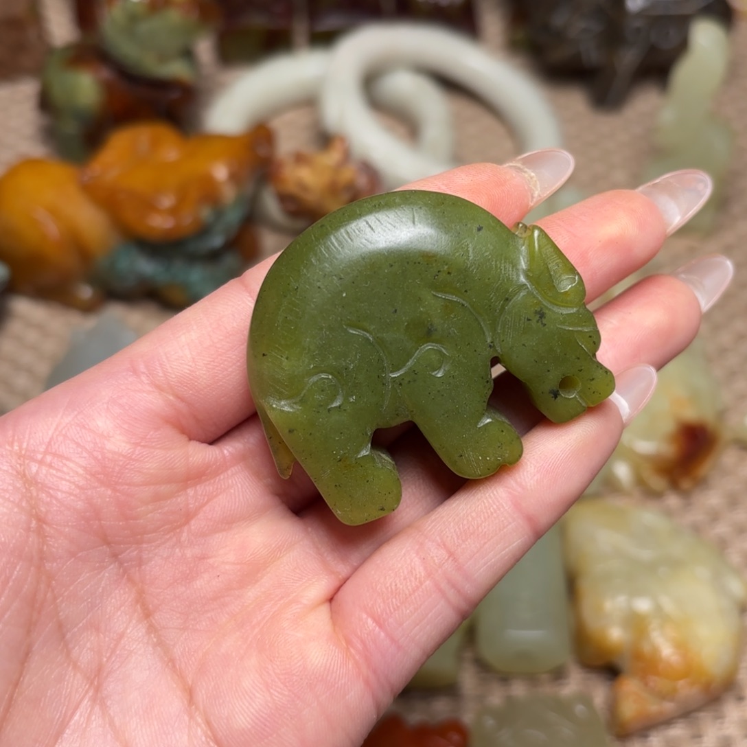 白玉菩提吊坠白玉菩提——白玉菩提