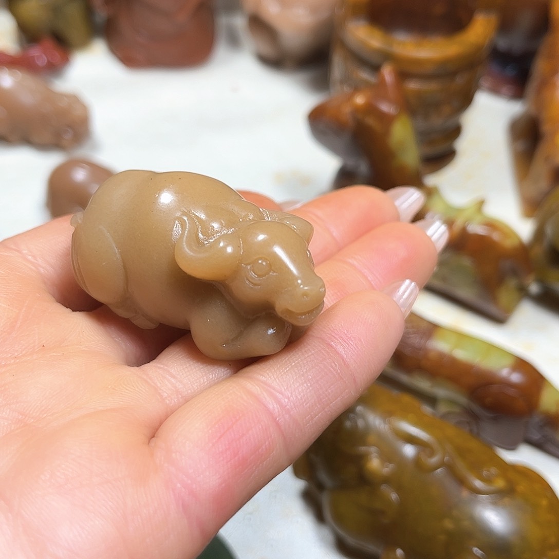 白玉菩提吊坠白玉菩提吊坠