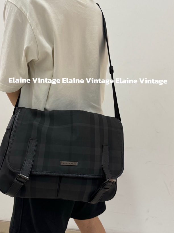 95新 BURBERRY/博柏利 【芳】经典格纹男士斜挎邮差包35cm/Y277