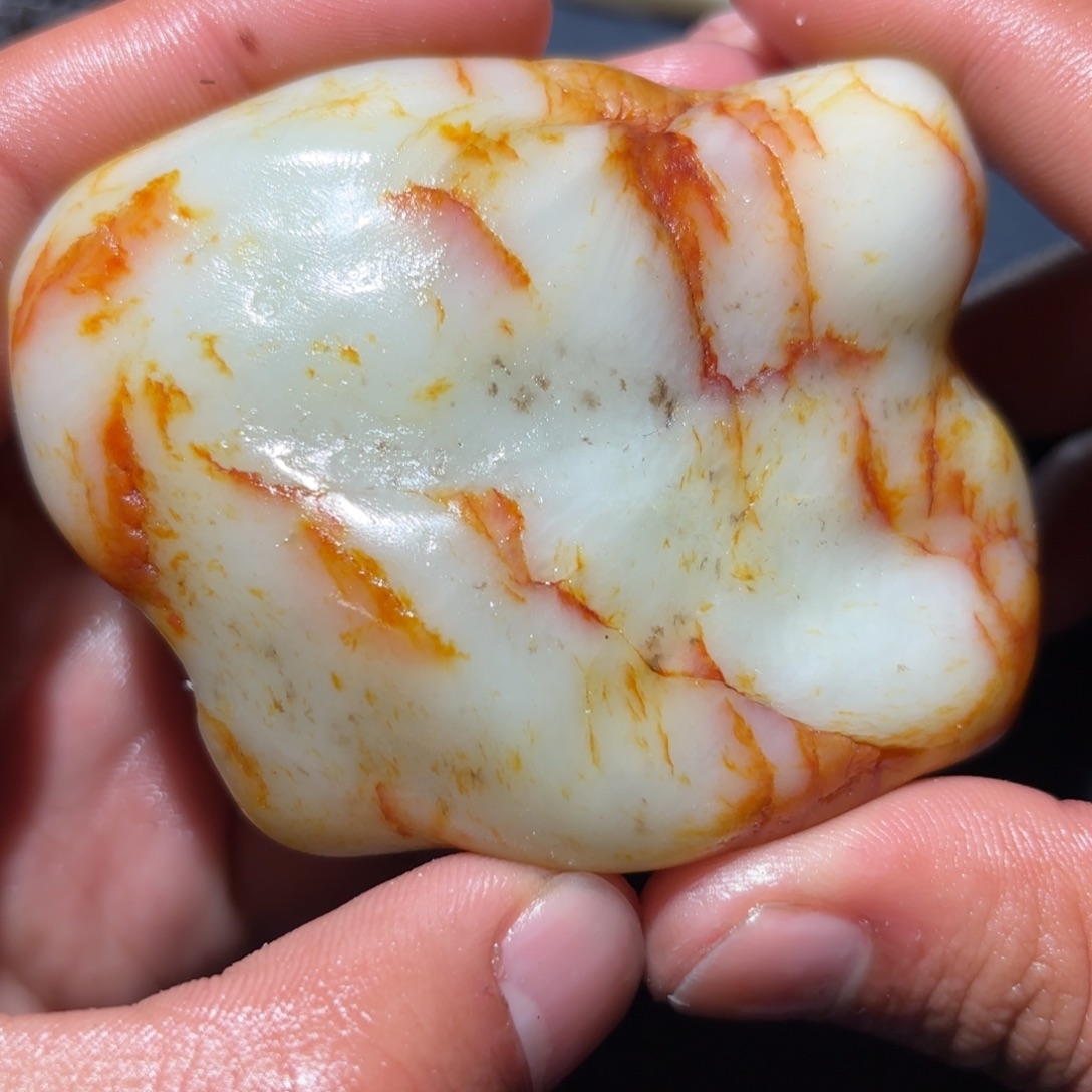 和田玉未镶嵌珠宝奇石