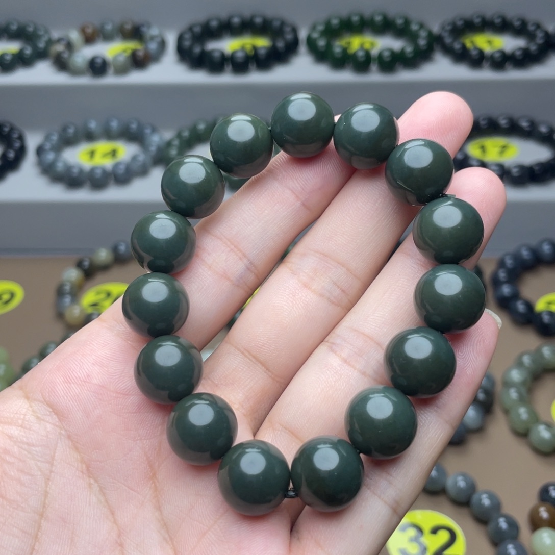 未镶嵌手串和田玉