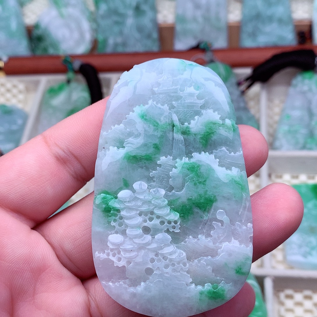 翡翠未镶嵌吊坠(不含链)