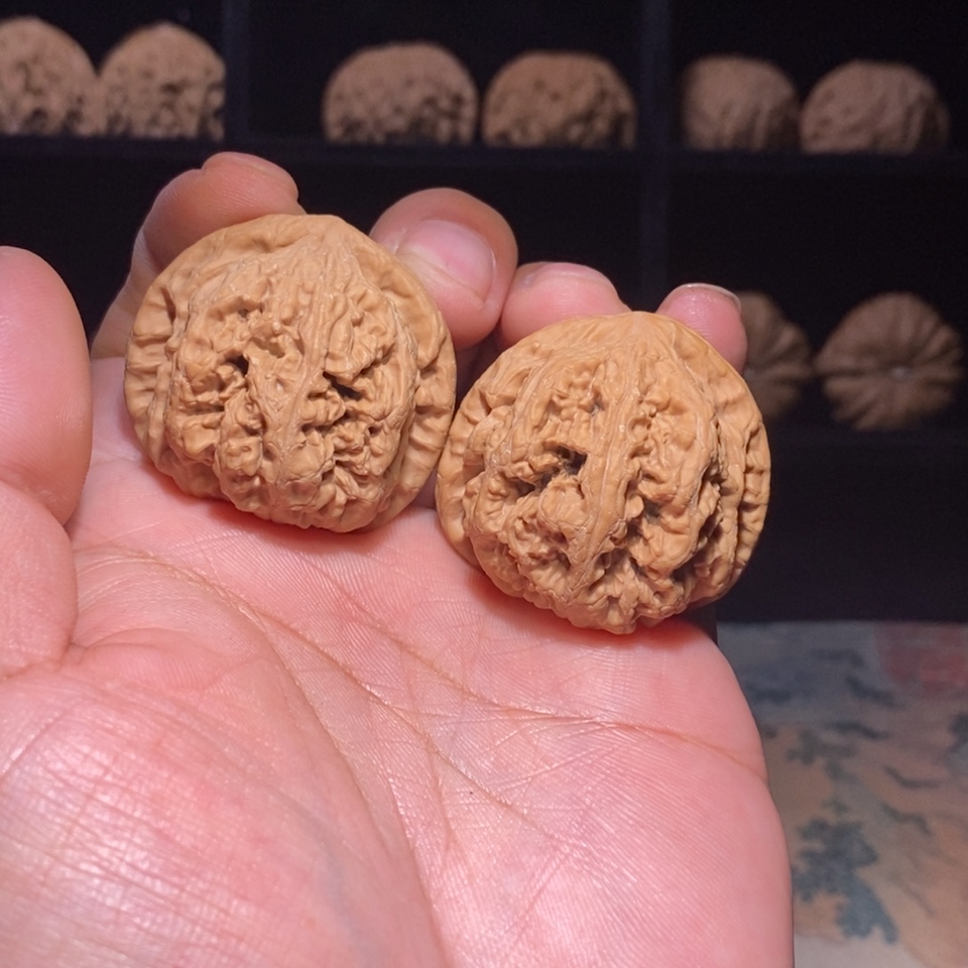 把件文玩核桃39全品三角粗筋