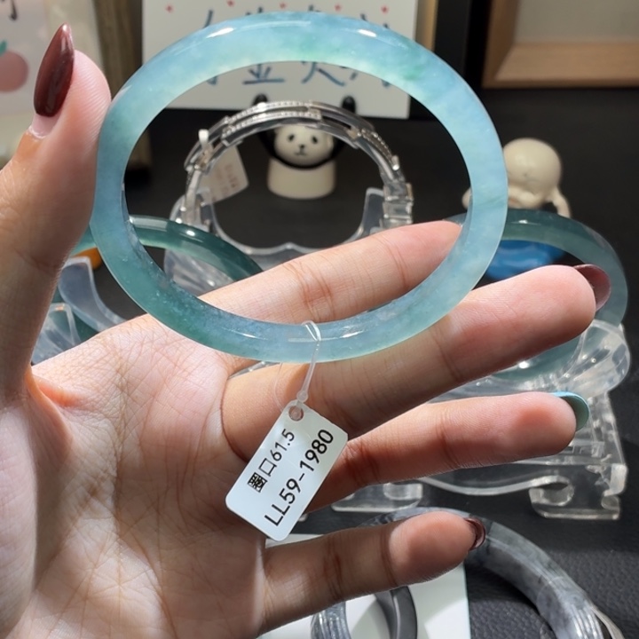 翡翠未镶嵌手镯冰川蓝飘花61