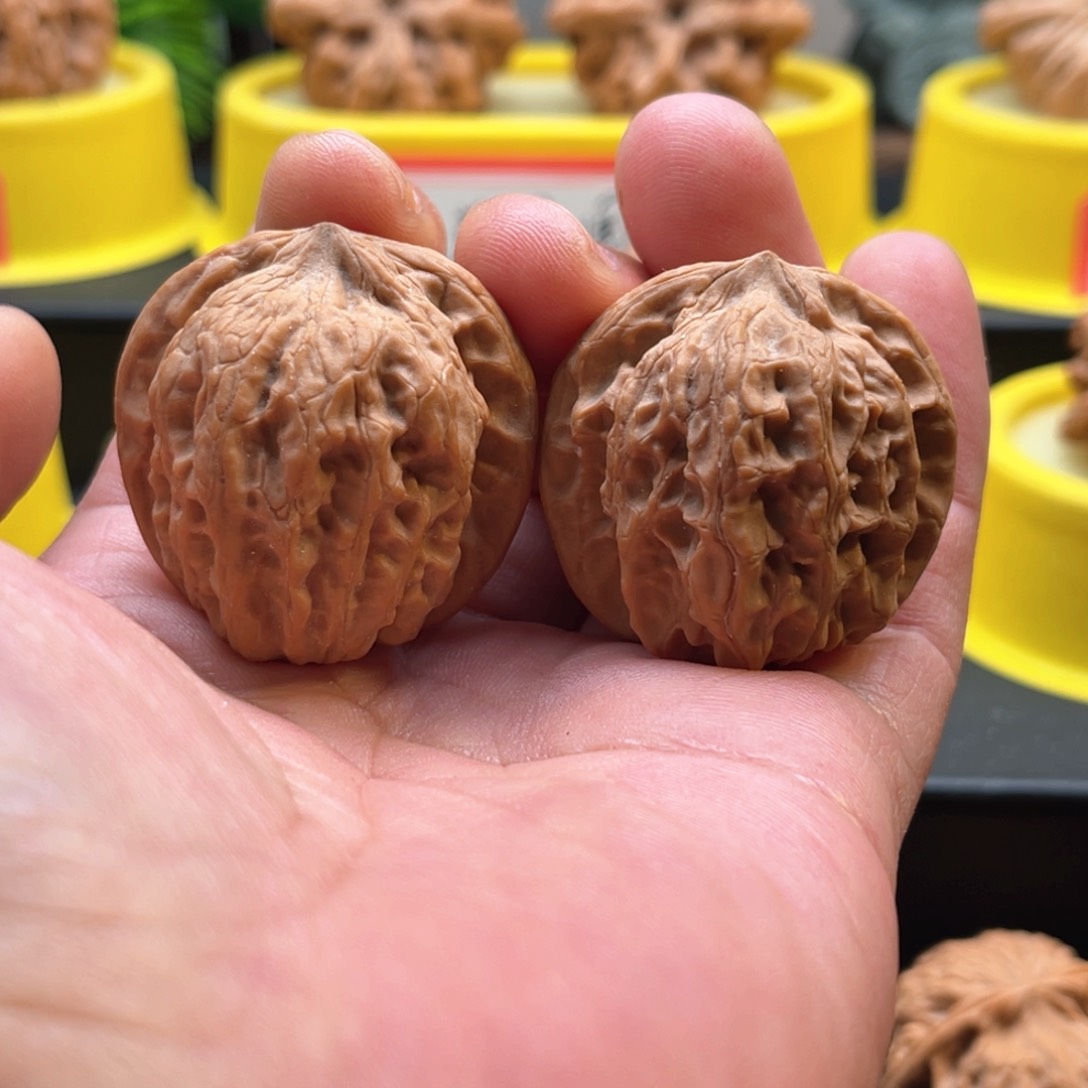 文玩核桃吊坠35平谷闷尖