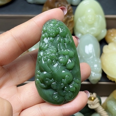 颈饰未镶嵌和田玉-*