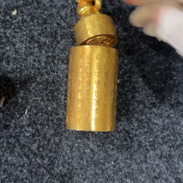 精品摆件工艺品等
