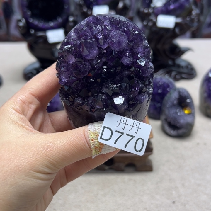 斯***吖水晶大型摆件（非配饰）未镶嵌