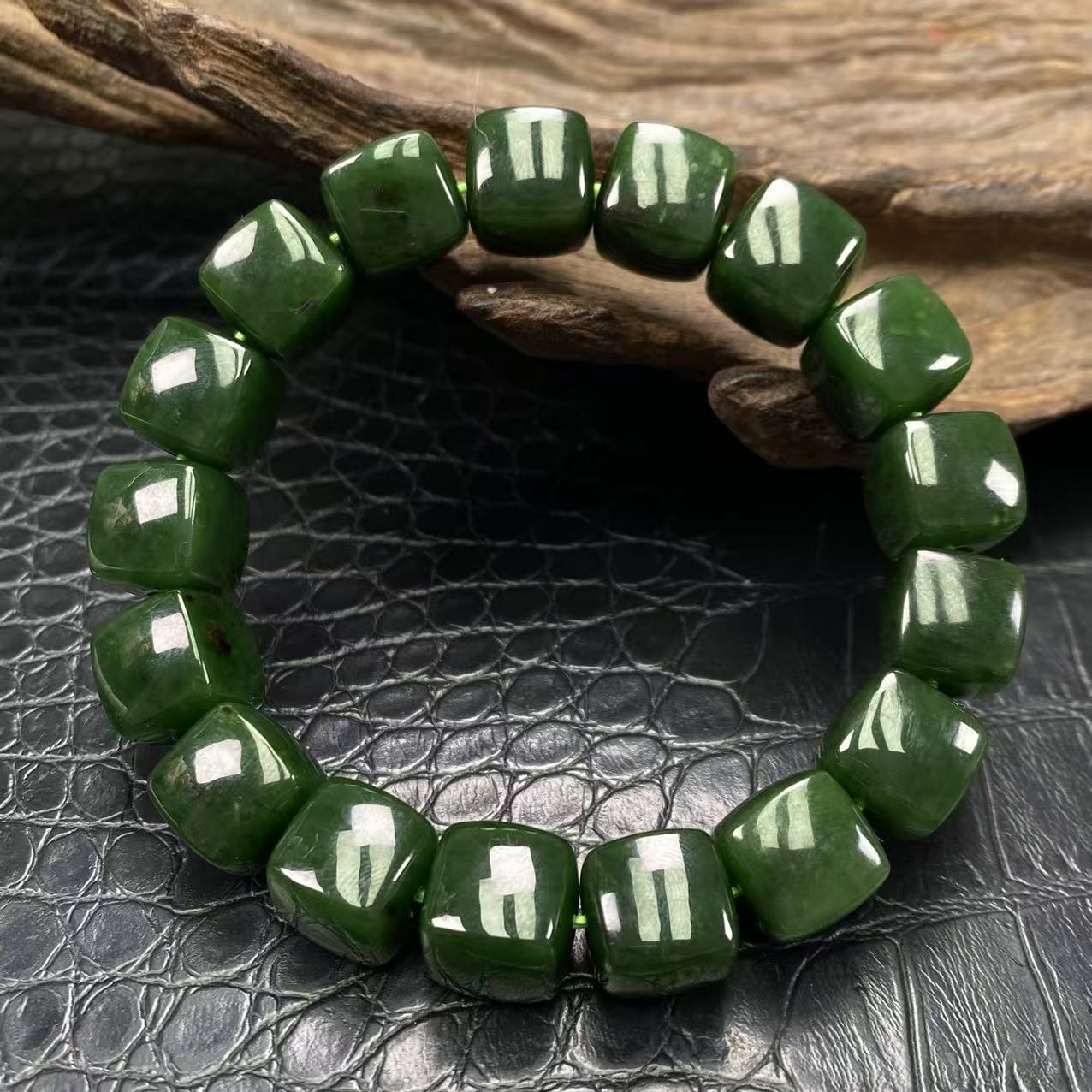 【迈越珠宝】天然和田玉碧玉七号矿老料四方珠手串适合男女佩戴卡12