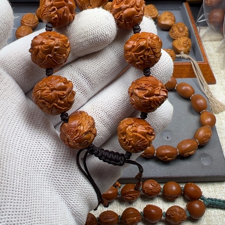 橄榄核手串橄榄核雕工艺制作