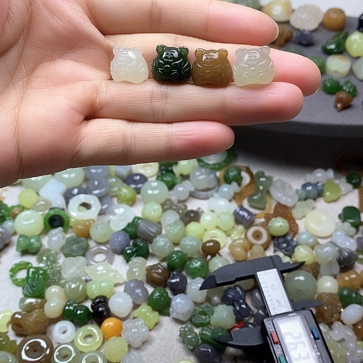 未镶嵌和田玉挂件虎头98一个多样性发其一