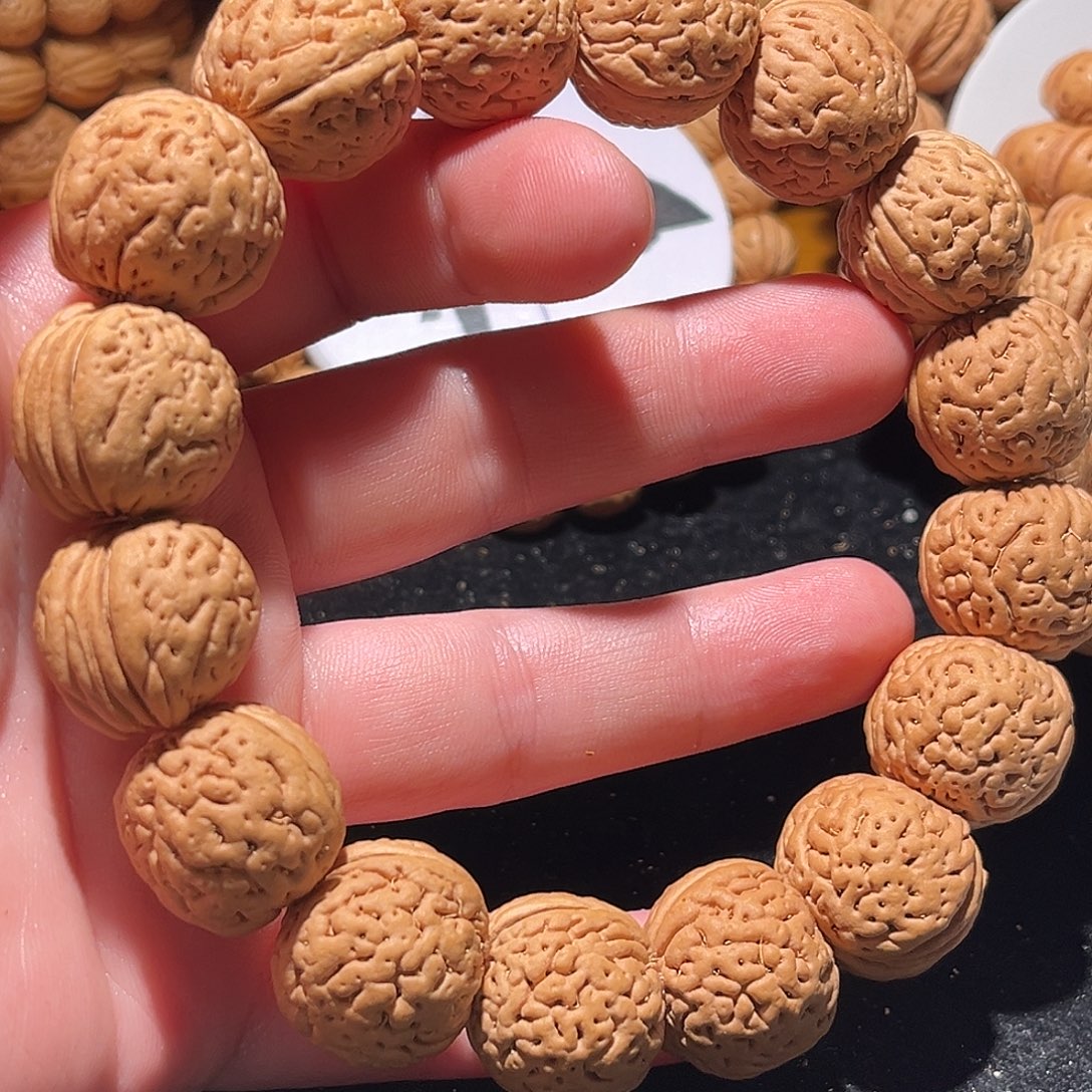 এ***༊手串桃核20尺寸大肌肉