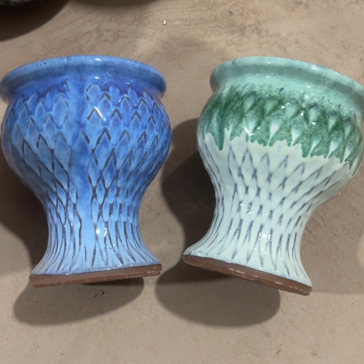花盆紫砂口径15高度18两只正品