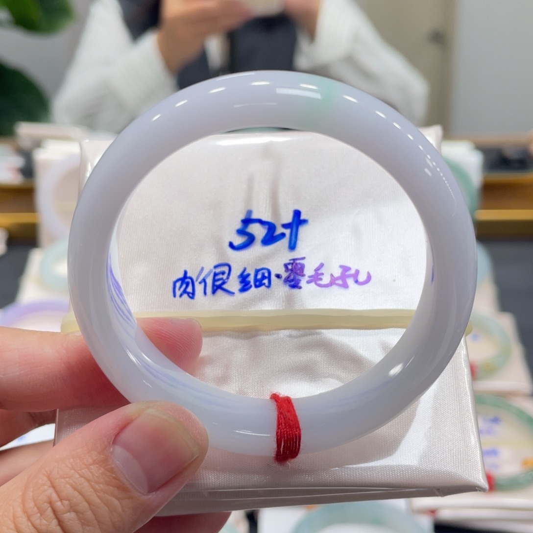 翡翠未镶嵌手镯翡翠