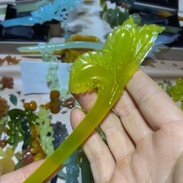 蛇纹石玉发簪未镶嵌