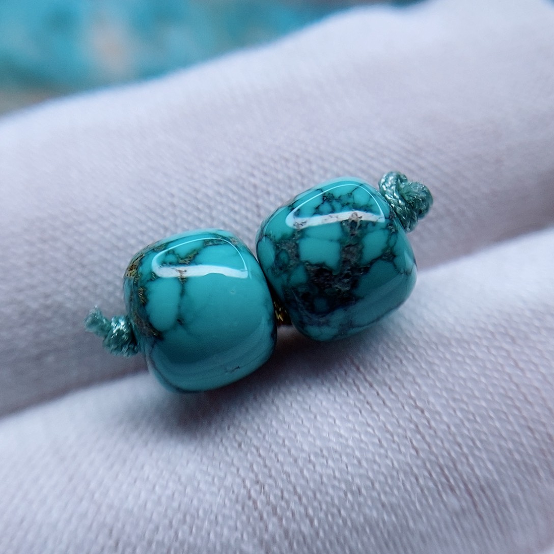 绿松石配饰未镶嵌