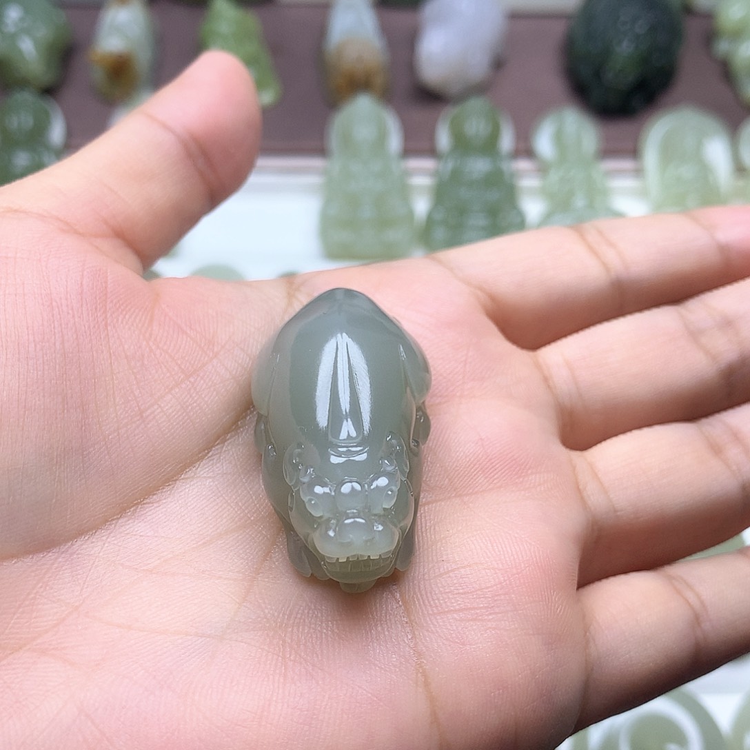 和田玉颈饰未镶嵌范**军