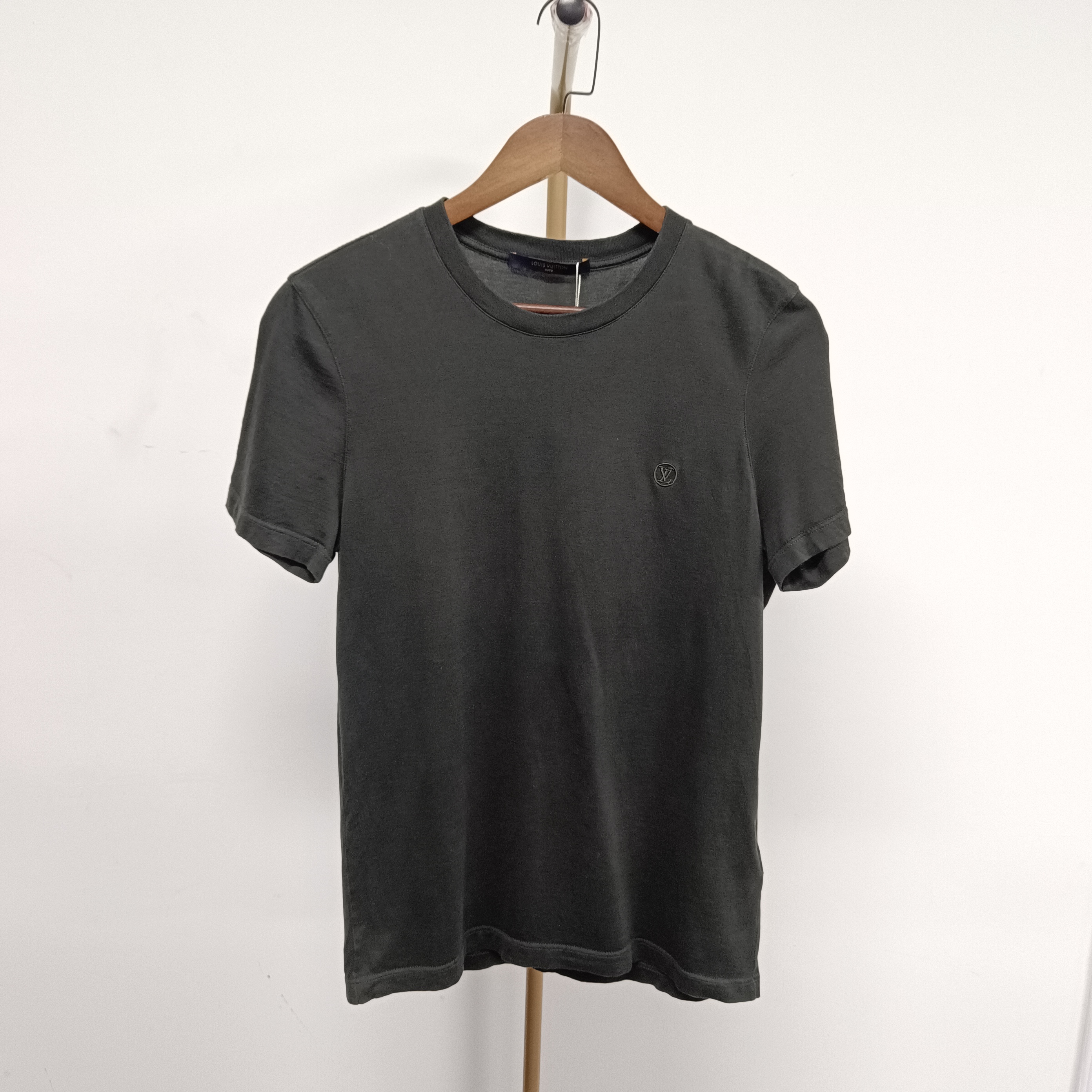 99新 LouisVuitton/路易威登 刺绣短袖 P2816 衣长66 胸围45编码3