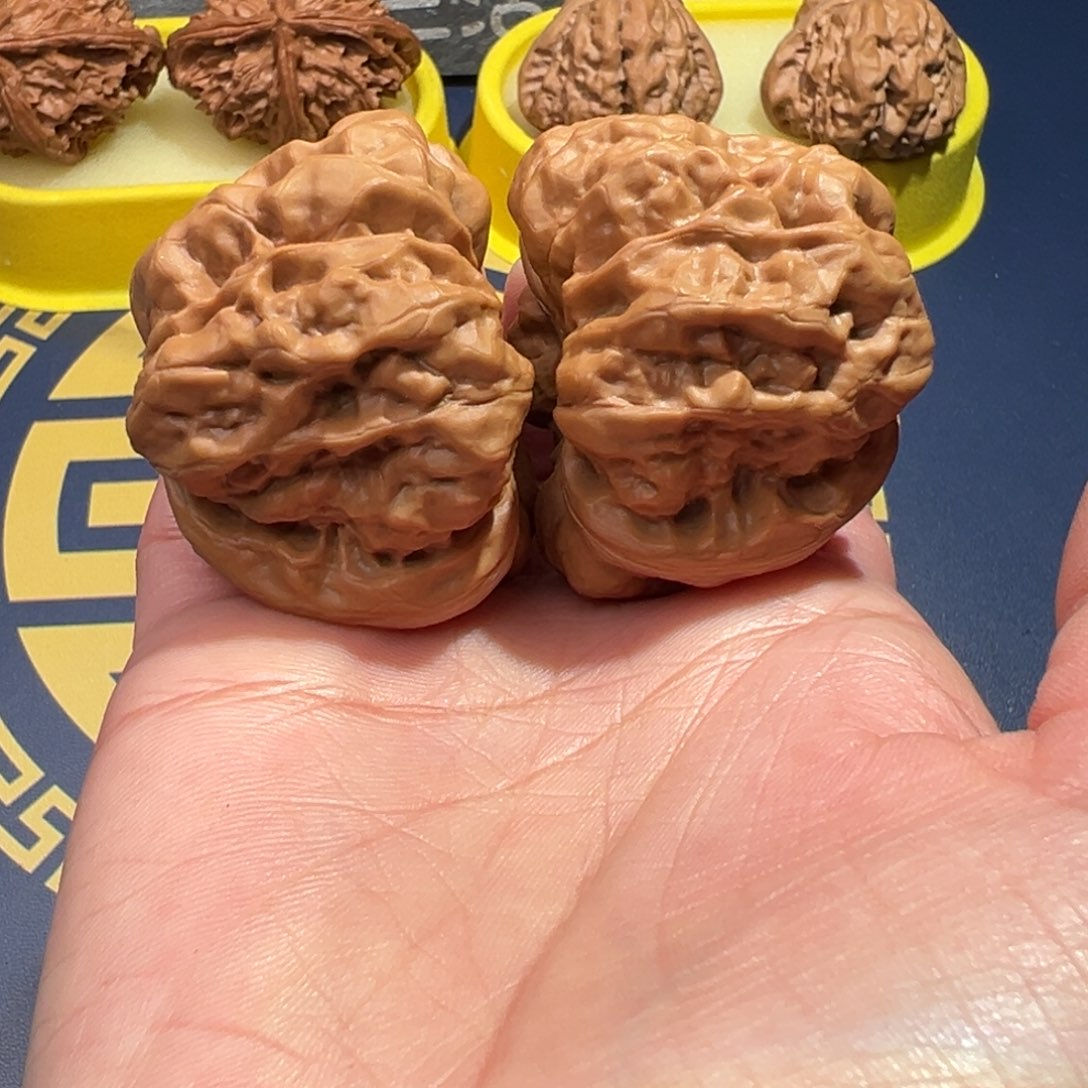 文玩核桃把件肉蛙46