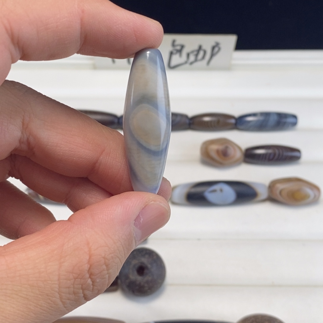 未镶嵌颈饰玛瑙/玉髓浮****W