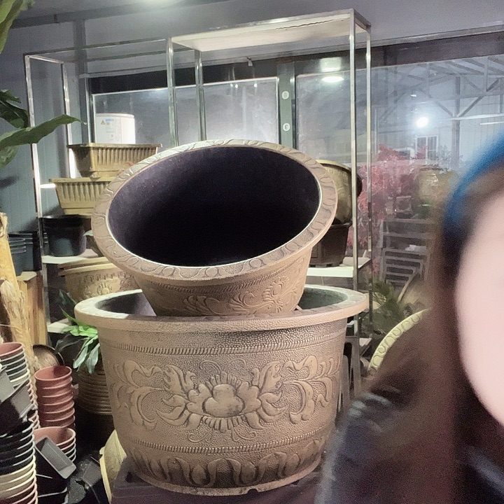 圆70五个有孔金色的