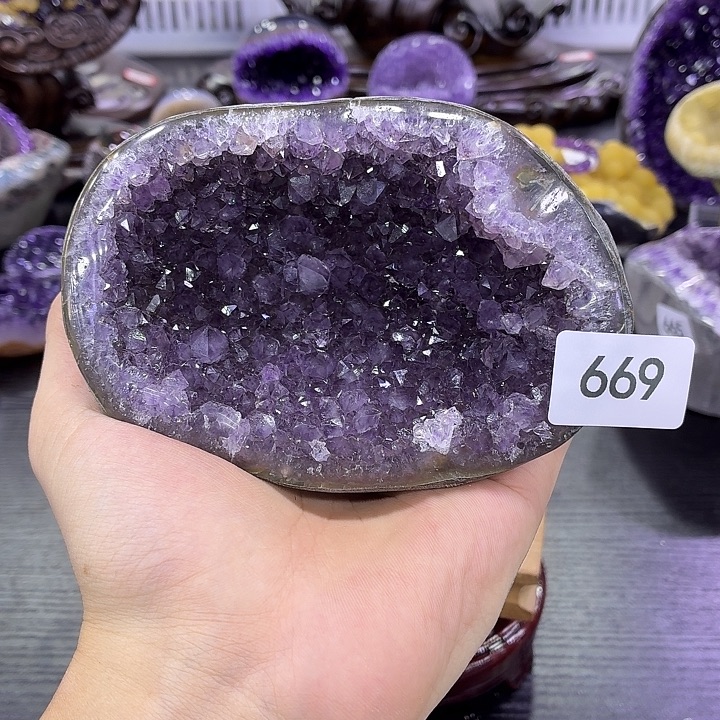 水晶大型摆件（非配饰）未镶嵌