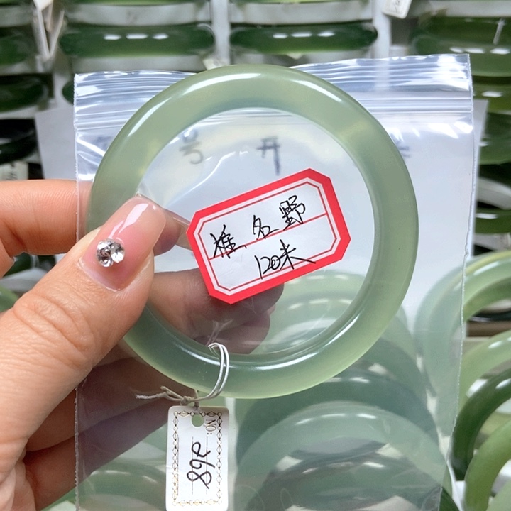 岫玉未镶嵌手镯天然精品岫玉手镯