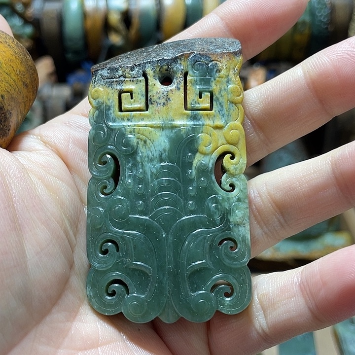 岫岩河磨玉（透闪石质玉）挂件未镶嵌