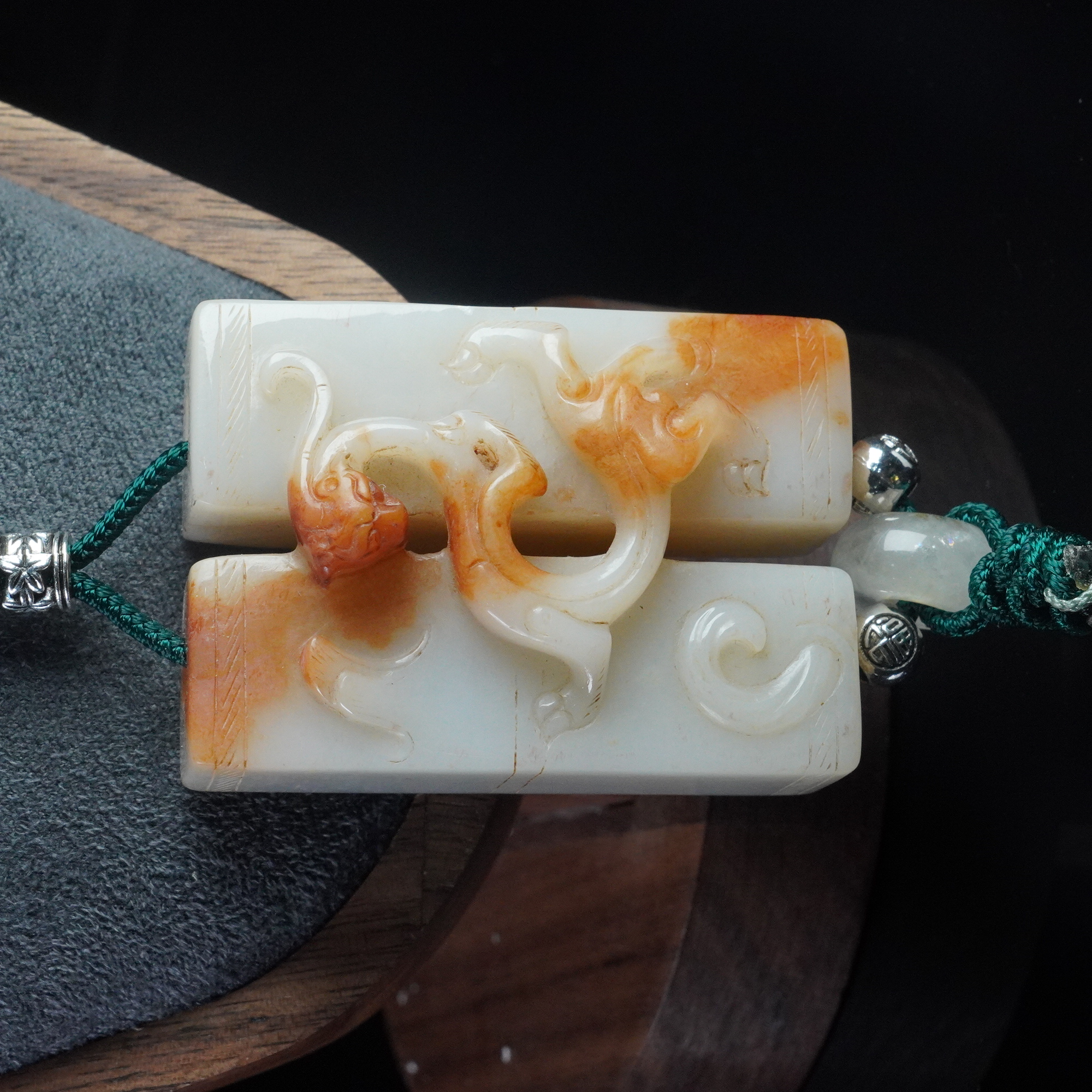 清代和田玉螭龙玉佩2511090017