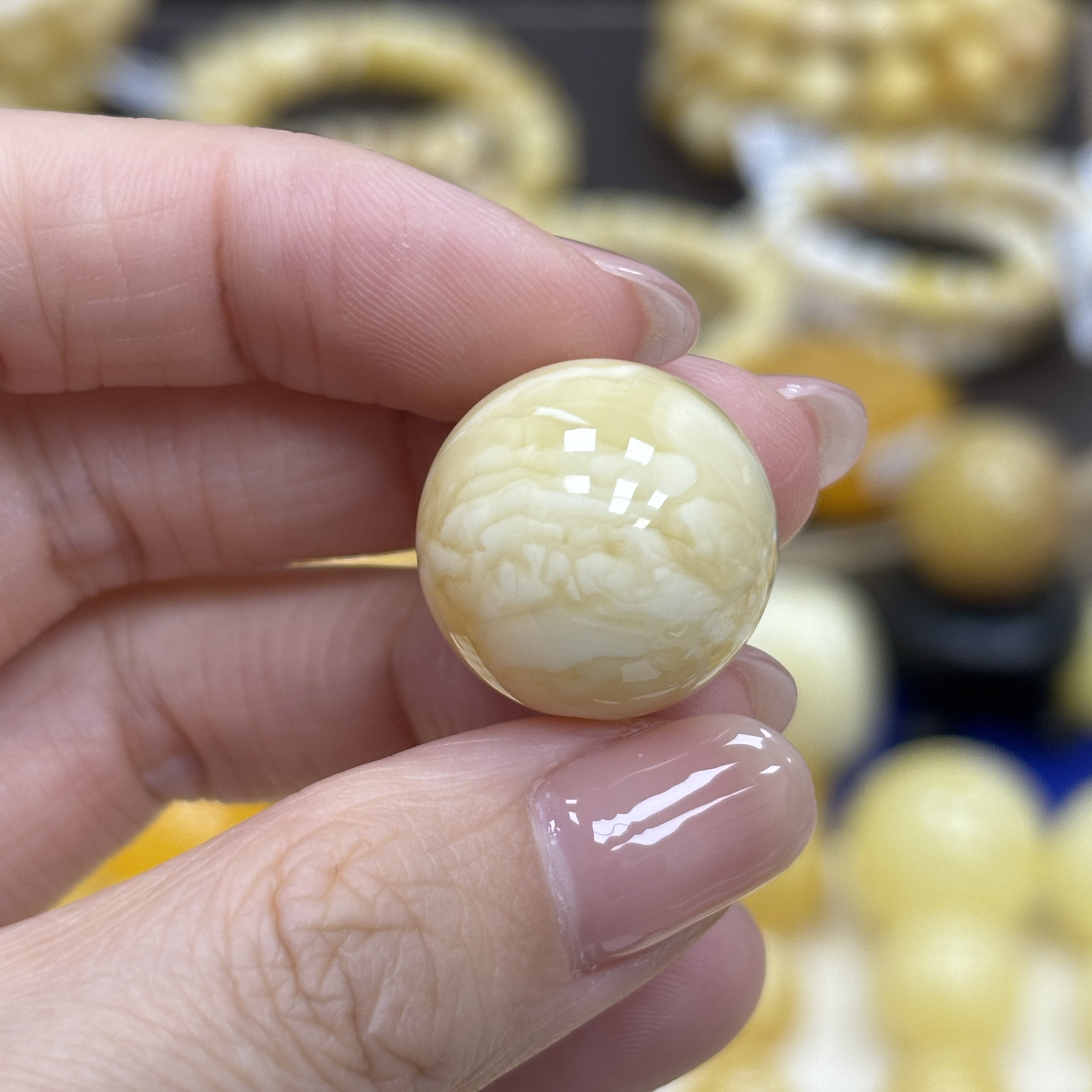 19.0mm 小妖珠宝天然原矿琥珀蜜蜡