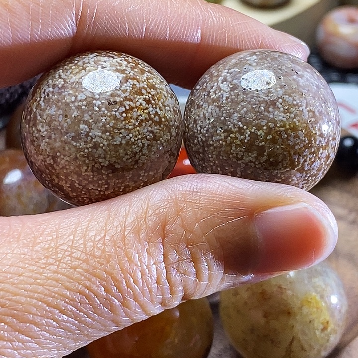 泰***来玛瑙/玉髓未镶嵌颈饰