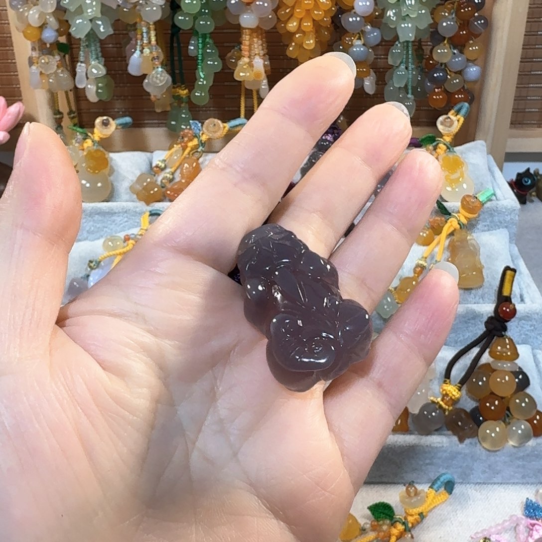 玛瑙/玉髓小挂件福利款不挑不拣通货料子带有包容点未镶嵌