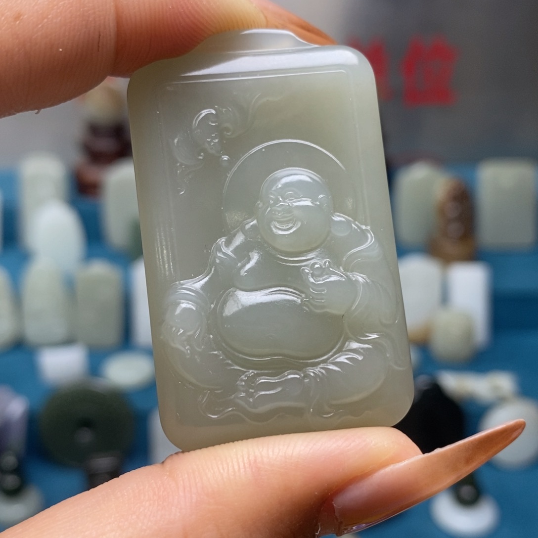 颈饰未镶嵌和田玉