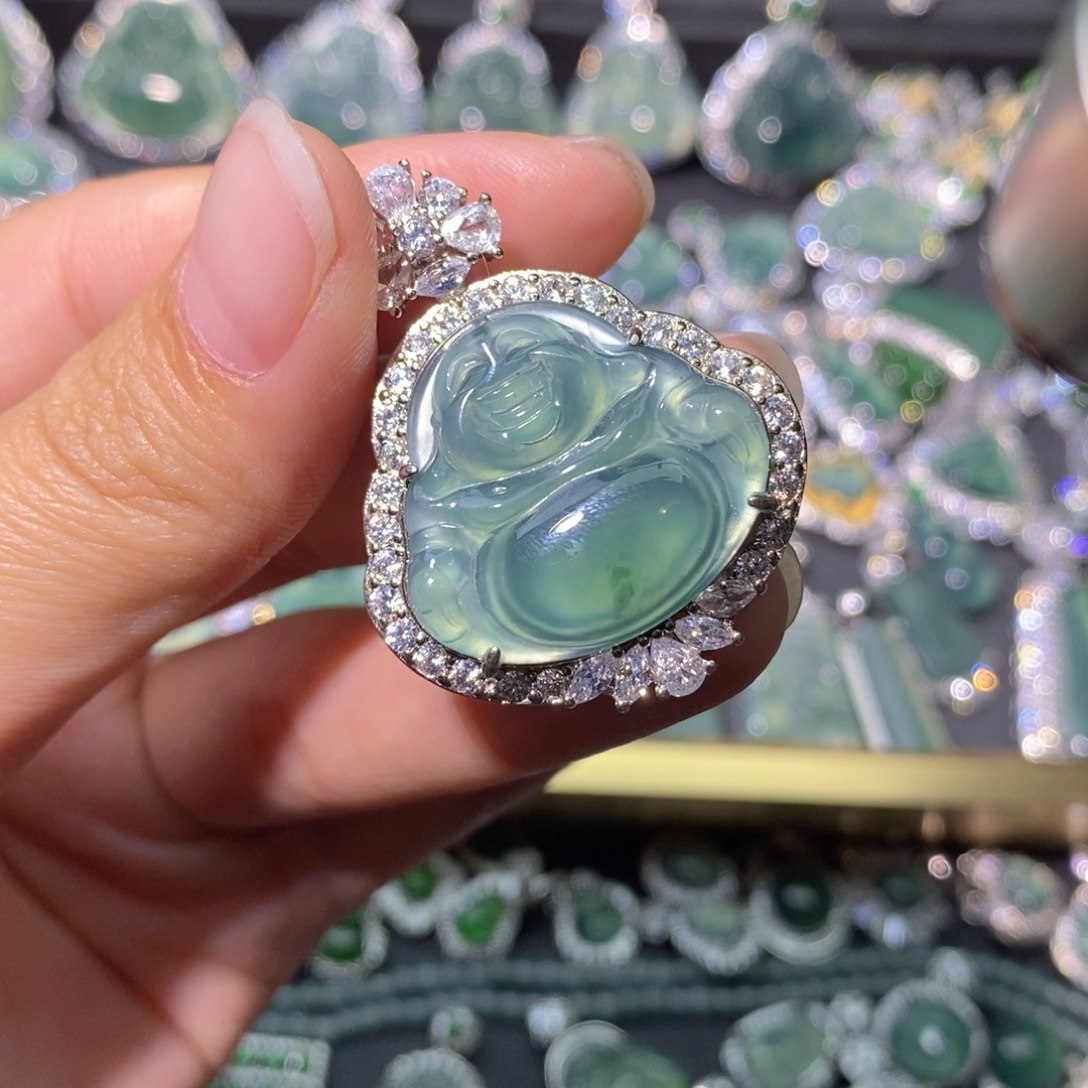 翡翠未镶嵌颈饰天然