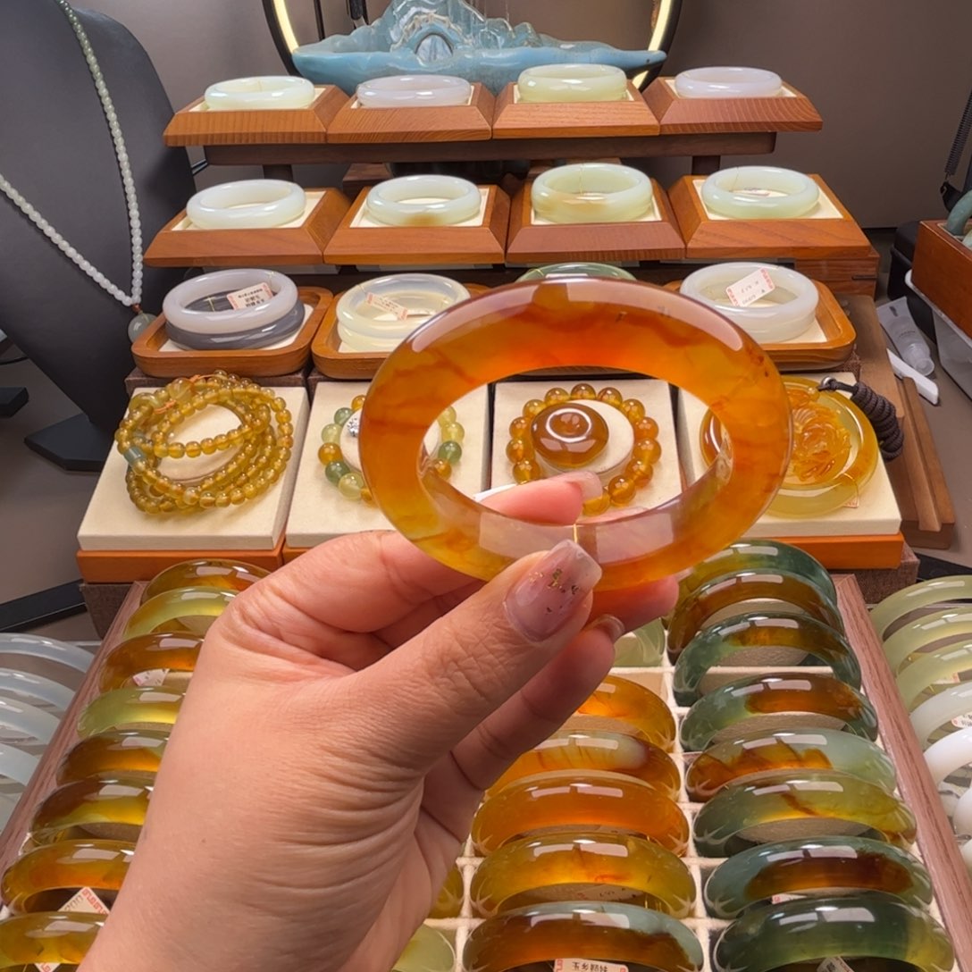 蛇纹石玉未镶嵌55-56