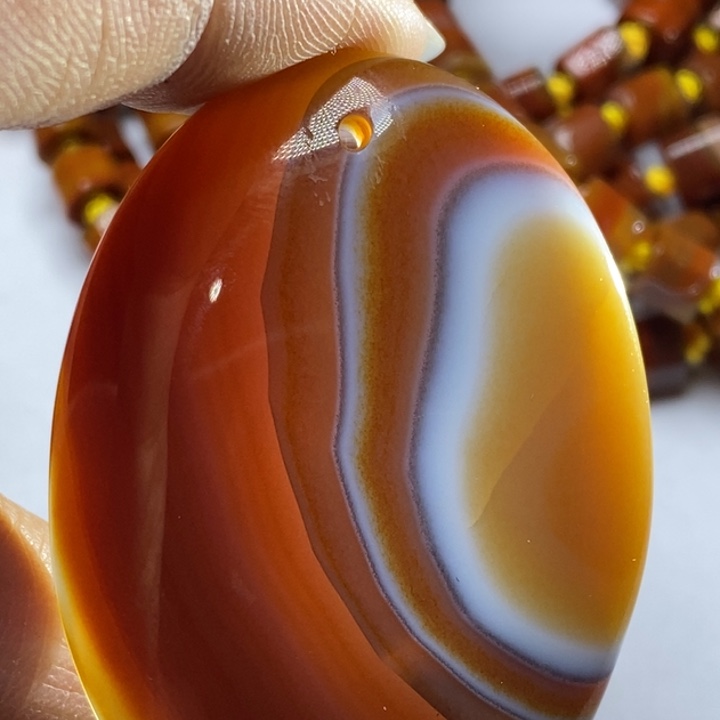 玛瑙/玉髓颈饰未镶嵌