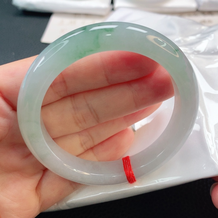 未镶嵌手镯翡翠55.6正