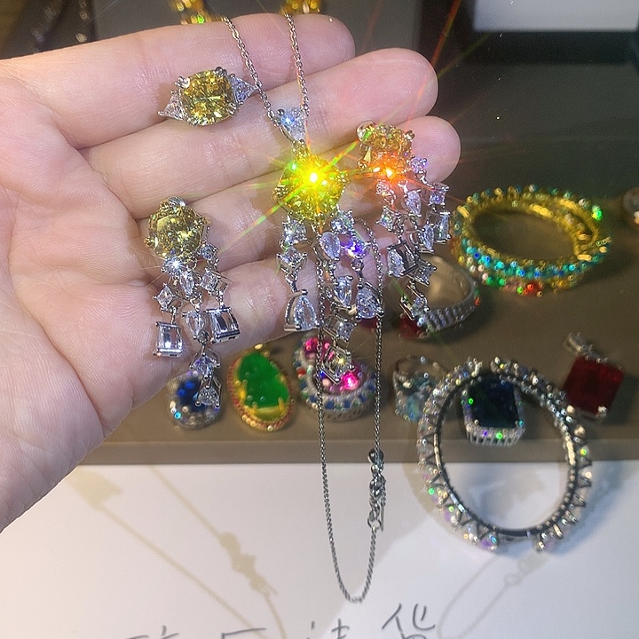 非金属31戒指。              