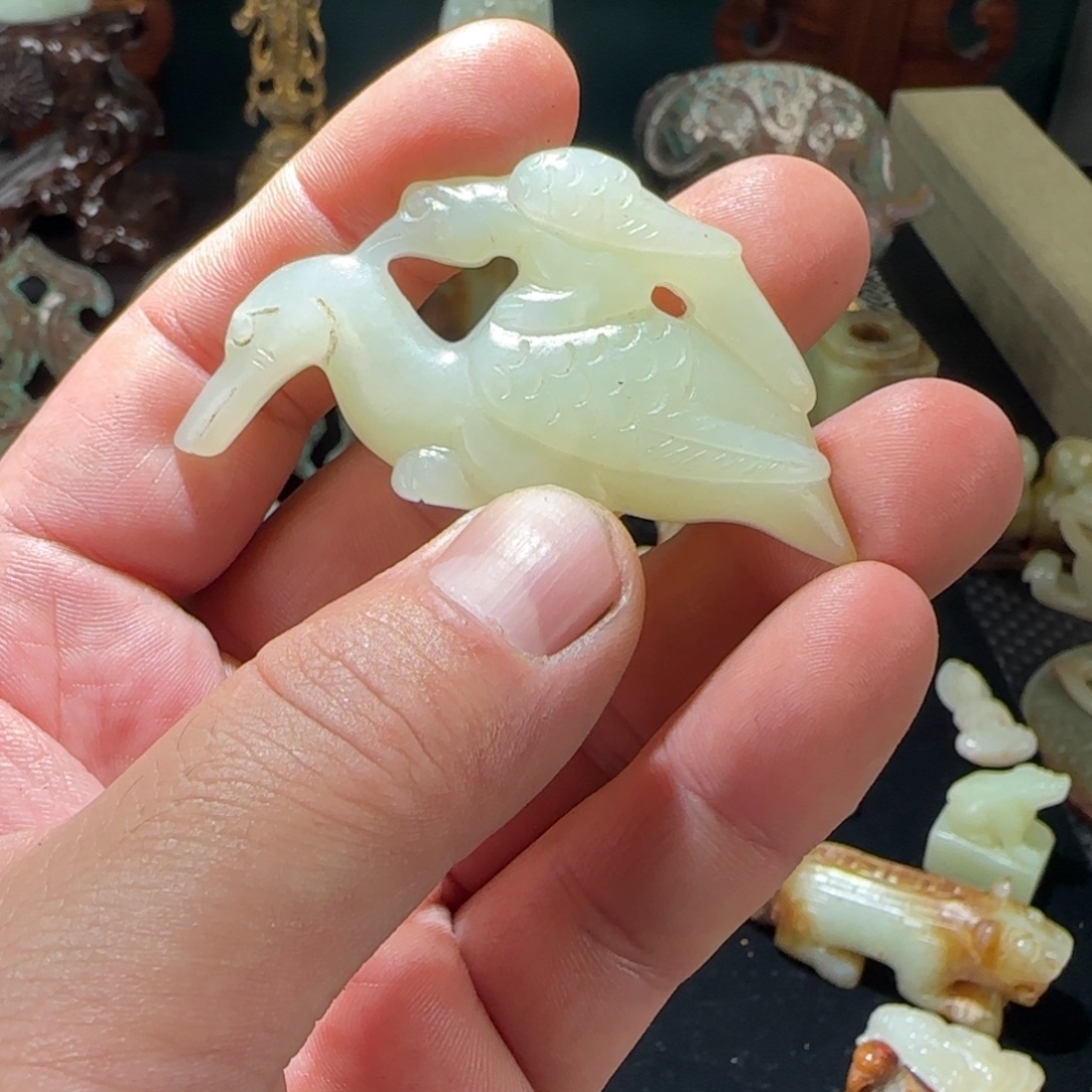 H***n瓷片陶瓷艺术作品