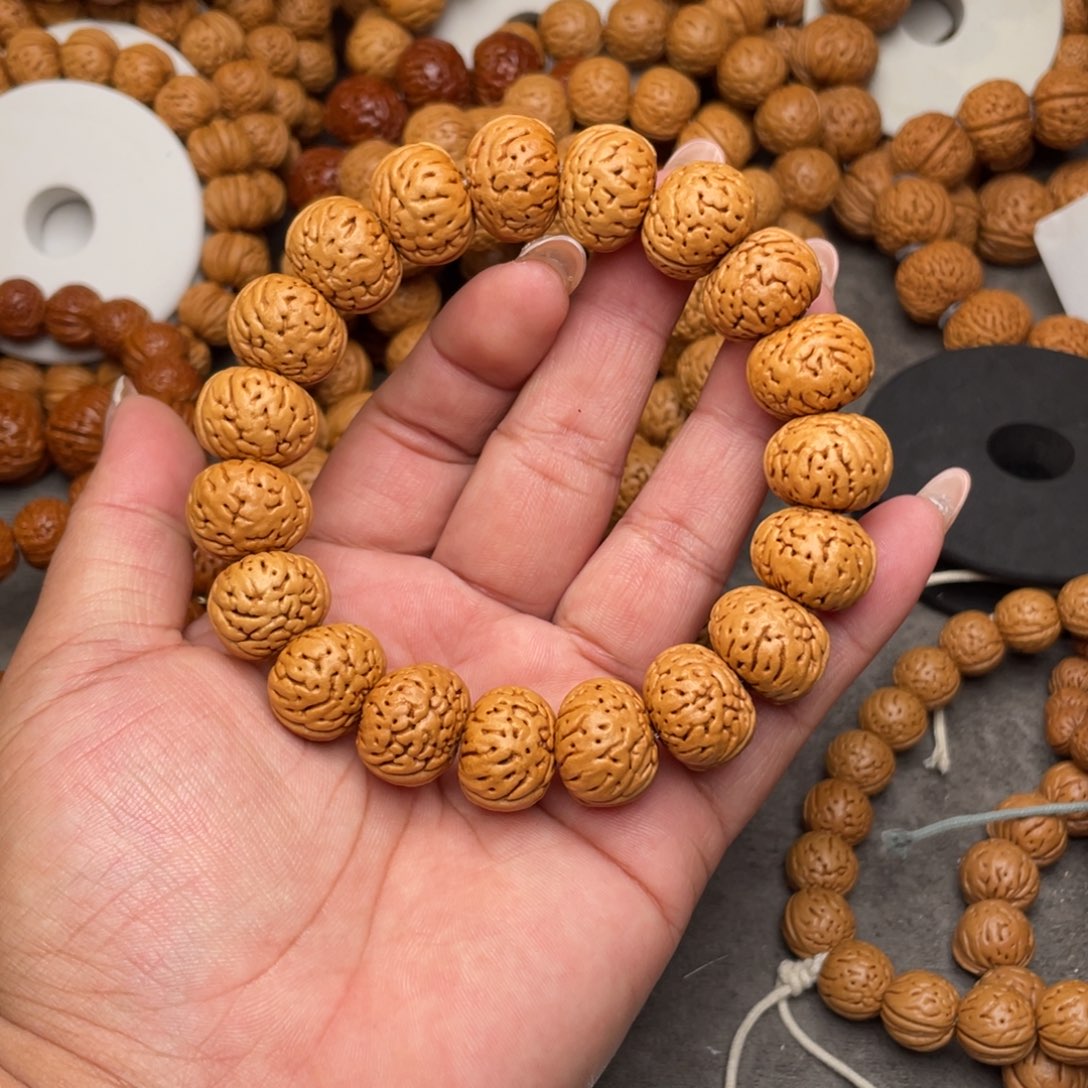 桃核手串树王纽扣闪55