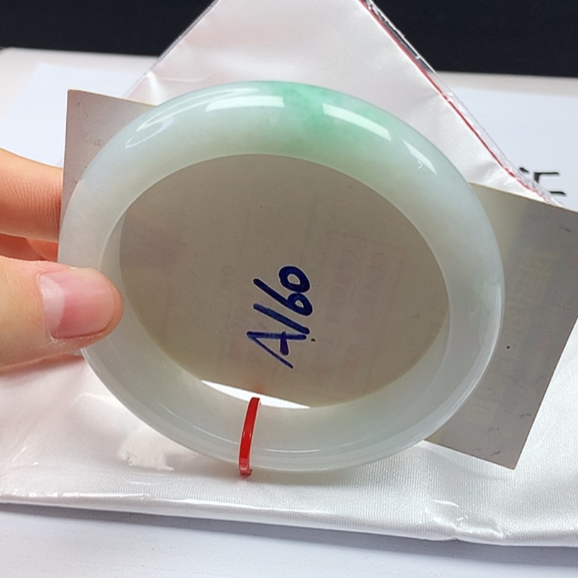 【闪购商品】翡翠手镯未镶嵌天然缅甸a货手镯57+